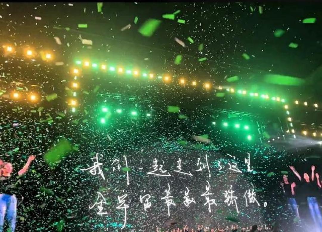 从重庆地下通道到万人体育场,王源用原创音乐筑就十三年破茧之路