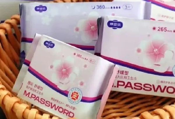 自称有1000万用户，网红品牌被曝“致癌”！选购卫生巾，优先“新国标”→