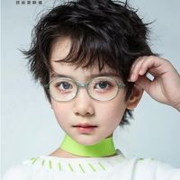 给娃挑眼镜悟了:好看的一堆,又轻又稳的才是真刚需!