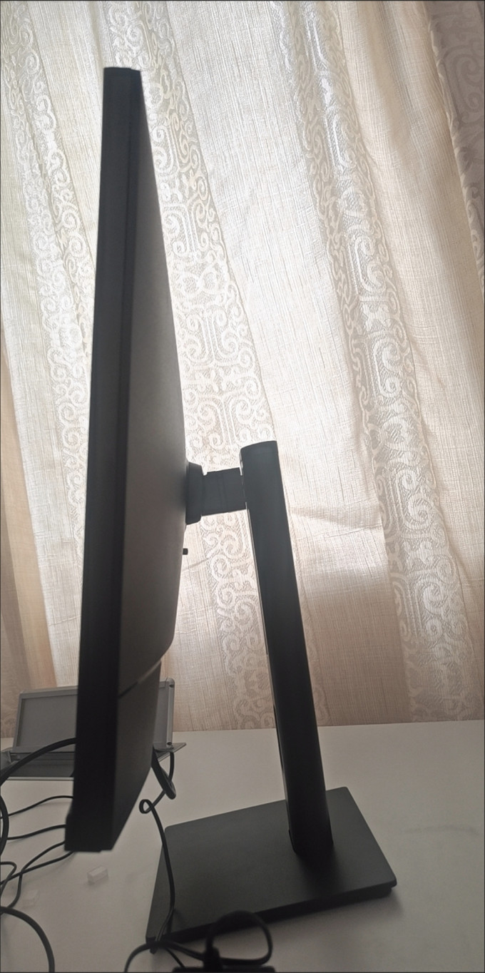 熊猫显示器