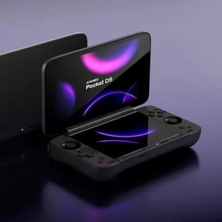 双屏翻盖安卓掌机 AYANEO Pocket DS 出炉，全球首款，双屏协作，边玩边查攻略两不耽误