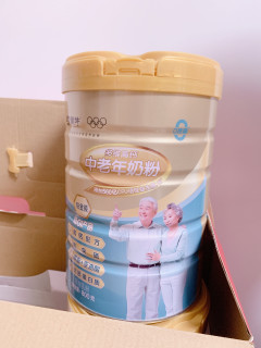 送给爸妈的心意：高钙富硒中老年奶粉