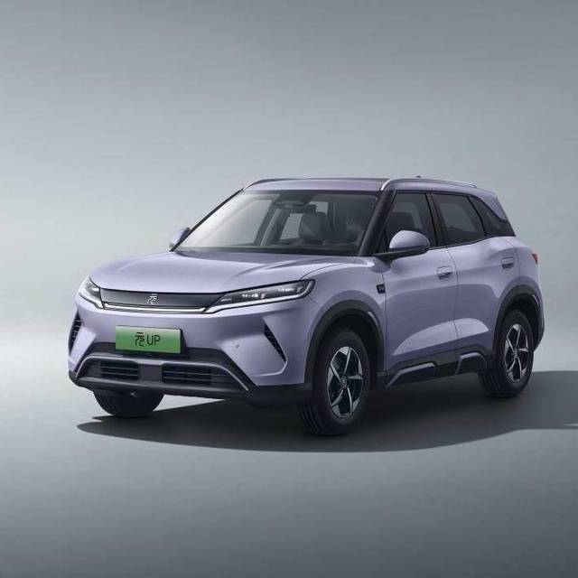 10万以内纯电才是最值得买的，7.48万，比亚迪元UP 301KM领航型