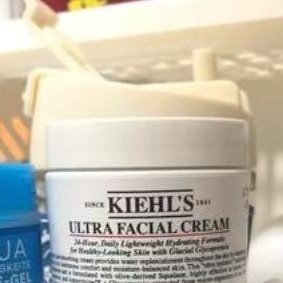 面霜紧致抗皱哪款好？八款最有效抗老产品推荐，效果很出色