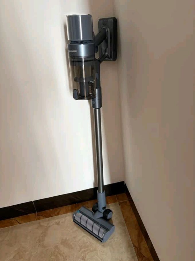 松下手持式吸尘器