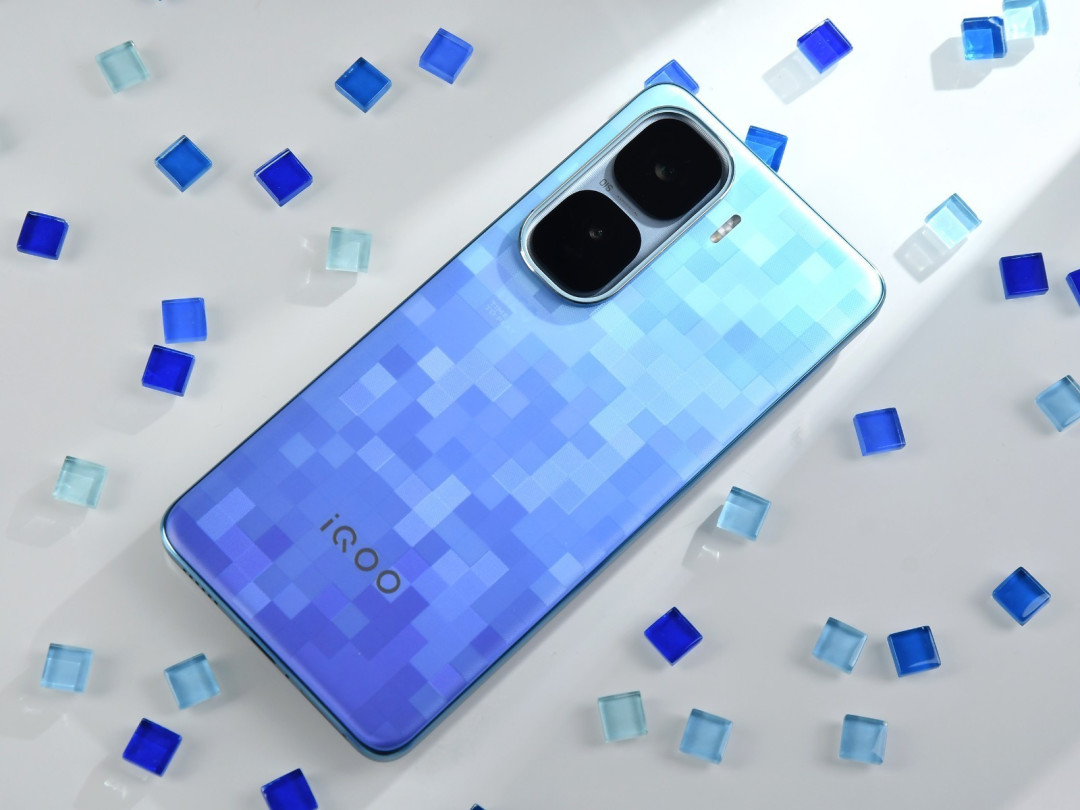 iQOO Neo10 Pro+荣获2025年第十届ChinaJoy黑金奖