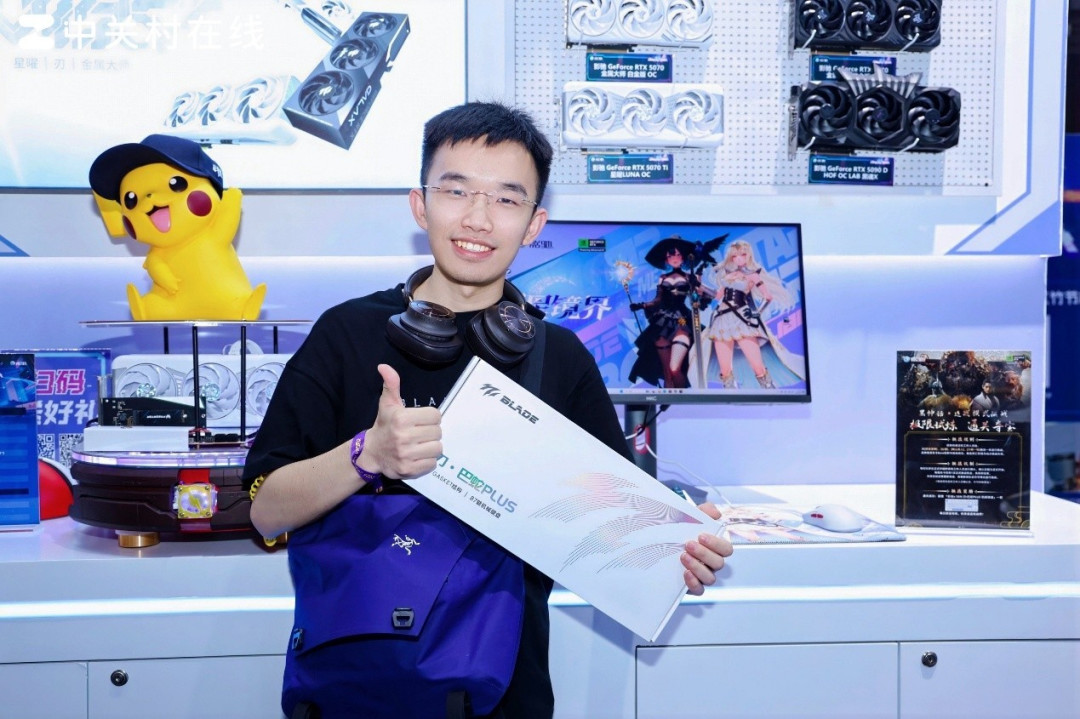 刷新视觉星镜界 ChinaJoy2025影驰展台太秀了