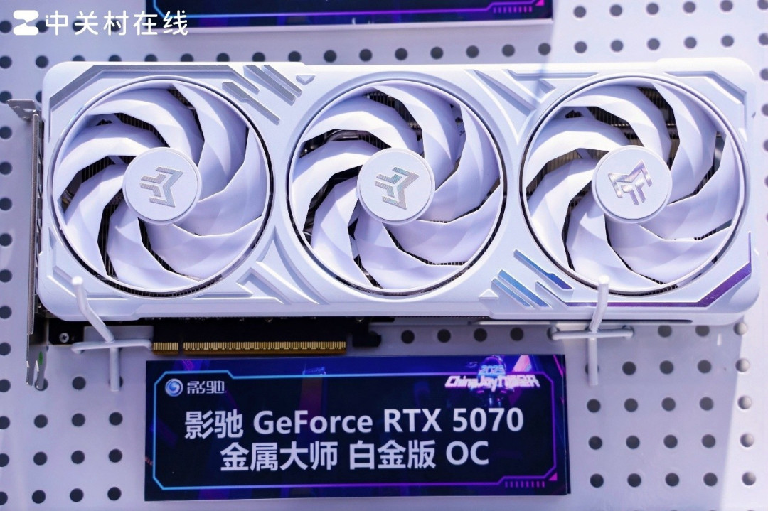 刷新视觉星镜界 ChinaJoy2025影驰展台太秀了