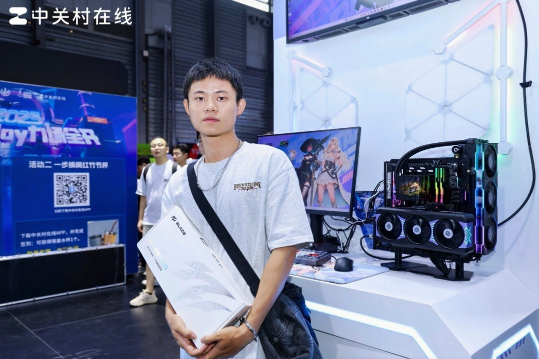 刷新视觉星镜界 ChinaJoy2025影驰展台太秀了
