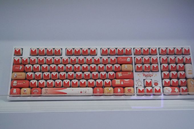 三星显示器