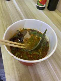 信阳FIRE生活日记：九中信高门口的关东煮美食