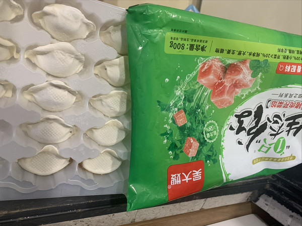 🥟 吴大嫂芹菜猪肉饺，14元吃出地道东北味！