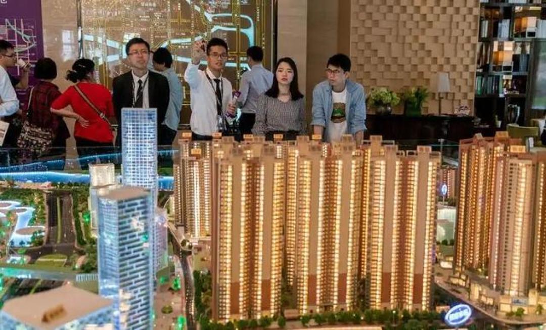李嘉诚内地套现密码：囤地二十载降价抛售仍赚35%的时空腾挪术