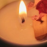 手工香薰蜡烛：DIY出专属的浪漫氛围