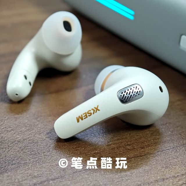 听人劝吃饱饭！玩降噪就别选开放式，百元真无线够用了