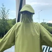 暴雨天骑行不狼狈！这款电动车雨衣，从头到脚都干爽