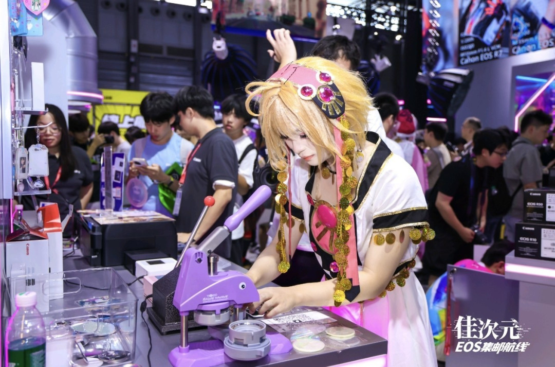 佳能燃动2025 ChinaJoy，超高人气展台引爆全场