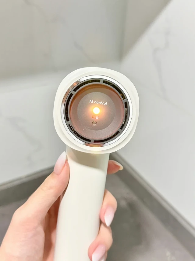 卫生间使用说明｜好用的吹风机猛猛提升幸福