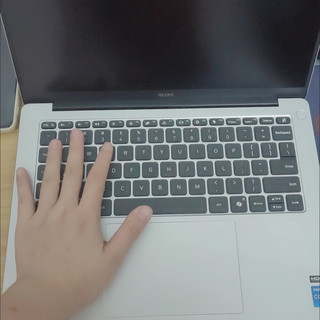 马上大学生就要开学了，大家有没有给你家的大学生买笔记本电脑？