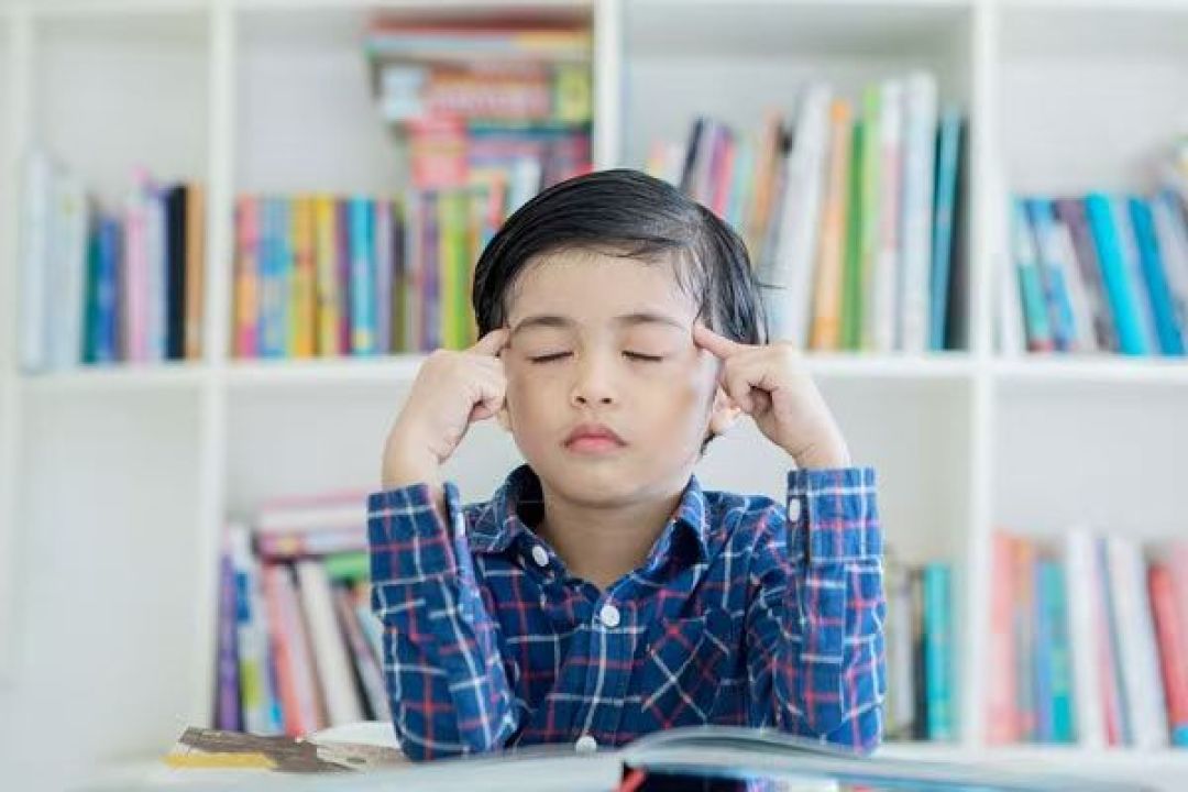 眼科专家破解青少年用眼7大误区:这些护眼雷区家长千万别踩!