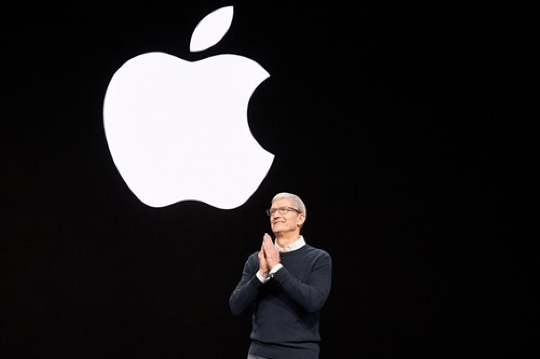 苹果可折叠iPhone传闻再升温,或明年与iPhone 18系列同台亮相