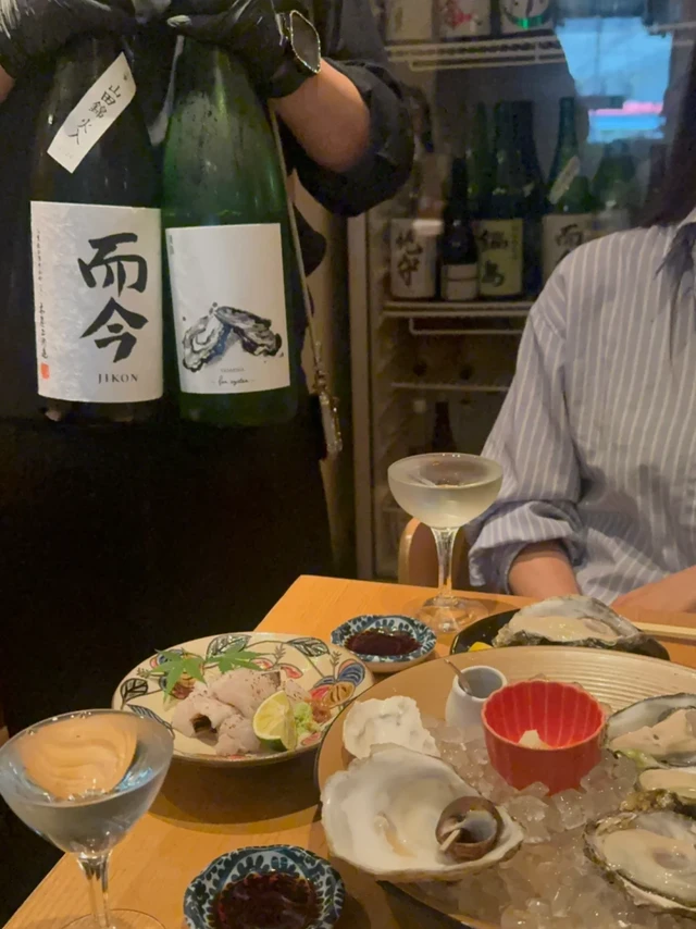 在涩谷，下班后一颗生蚝，一杯而今，今天值了