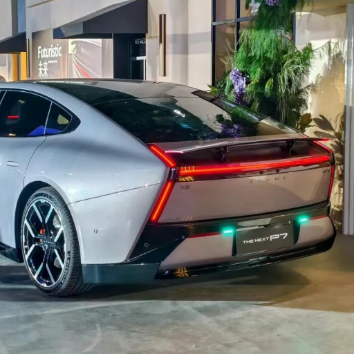 硬刚小米SU7 何小鹏：全新小鹏P7一定不便宜 是Dream Car
