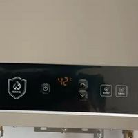 国补家电美的热水器：夏季洗澡新选择