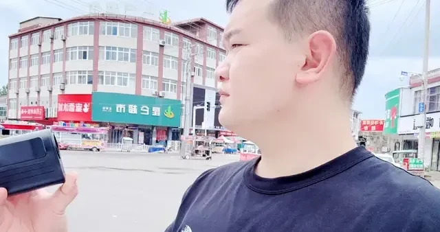 西圣WindHip高速挂腰风扇，轻盈强劲多场景的夏日清凉神器