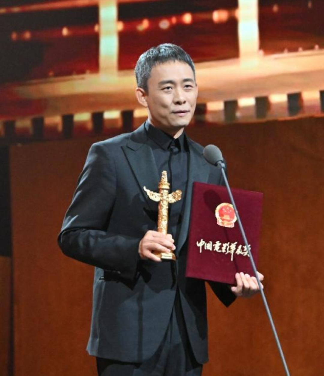 张译获评国家一级演员 体制外大满贯影帝二十年炼就行业标杆