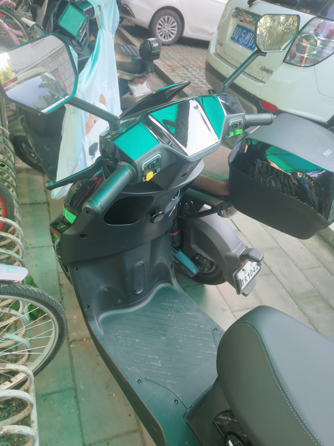 绿源电动车整车