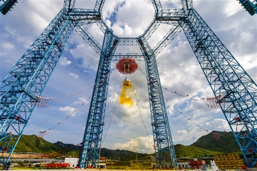 我国载人登月再进一步:揽月月面着陆器着陆起飞综合验证试验圆满成功!