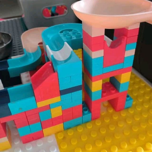 星涯优品积木桌儿童玩具兼容乐高大颗粒DIY拼装书架画板多功能