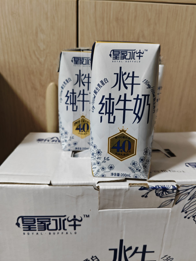 皇氏乳业常温牛奶