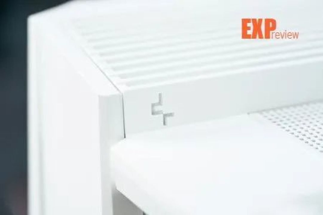 九州风神 病毒3机箱评测：经典重启，内置420水冷和5.5寸LCD屏