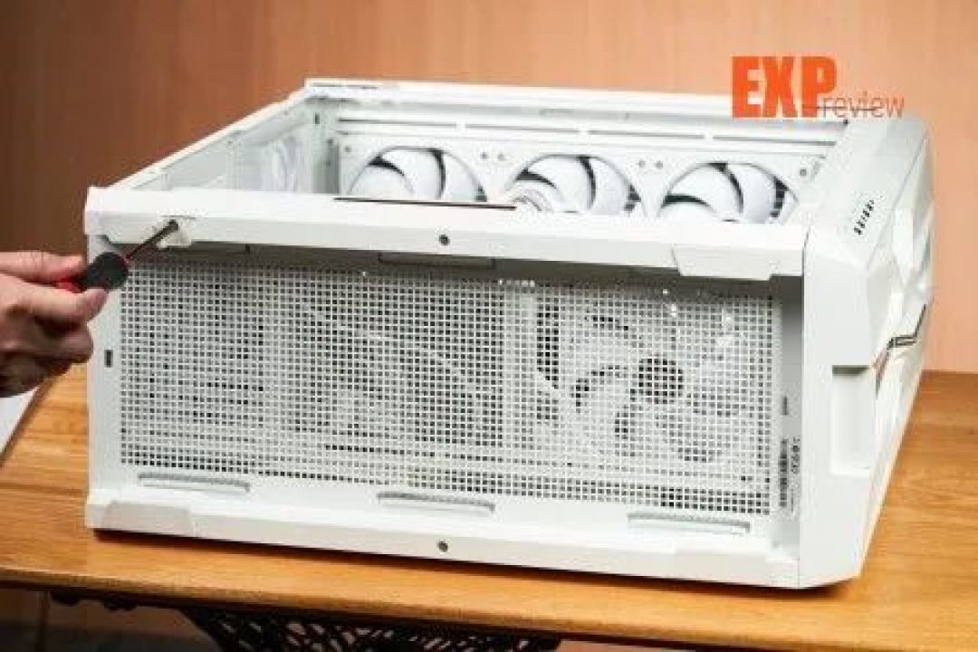 九州风神 病毒3机箱评测：经典重启，内置420水冷和5.5寸LCD屏