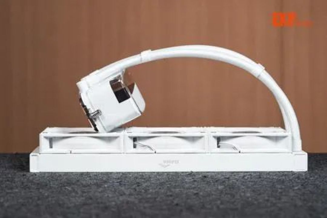先马朱雀360一体式水冷评测:299元的高颜值、高性价比散热器