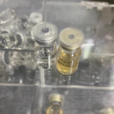 💥100 支甄然高保湿玻尿酸安瓶原液，肌肤的水润宝藏库来袭！
