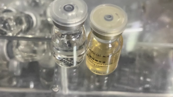 💥100 支甄然高保湿玻尿酸安瓶原液，肌肤的水润宝藏库来袭！