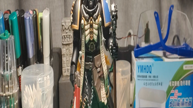 JOYTOY 暗源 战锤40K 极限战士 原铸牧师 万鲁斯兄弟 1:18 兵人