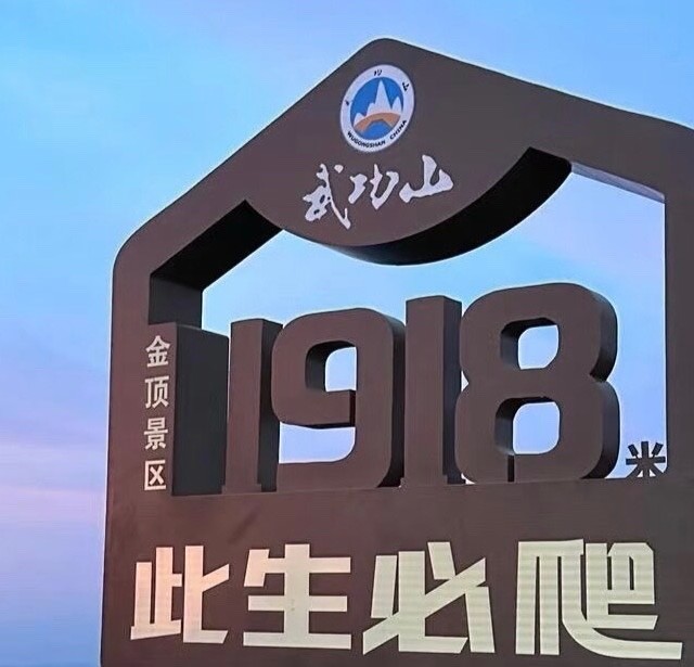 清爽控油，男士护肤新选择！