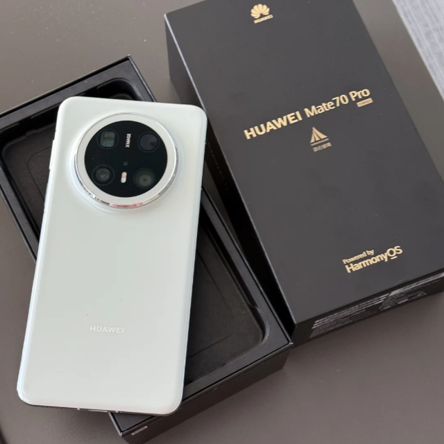 打工人狂喜！华为Mate70全系降价，最高1000，Pro版首次吃上国补