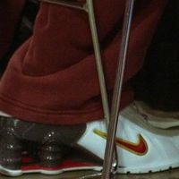 Martine Rose x Nike Shox MR4 亮相 EVO，八冠军 SonicFox 上脚