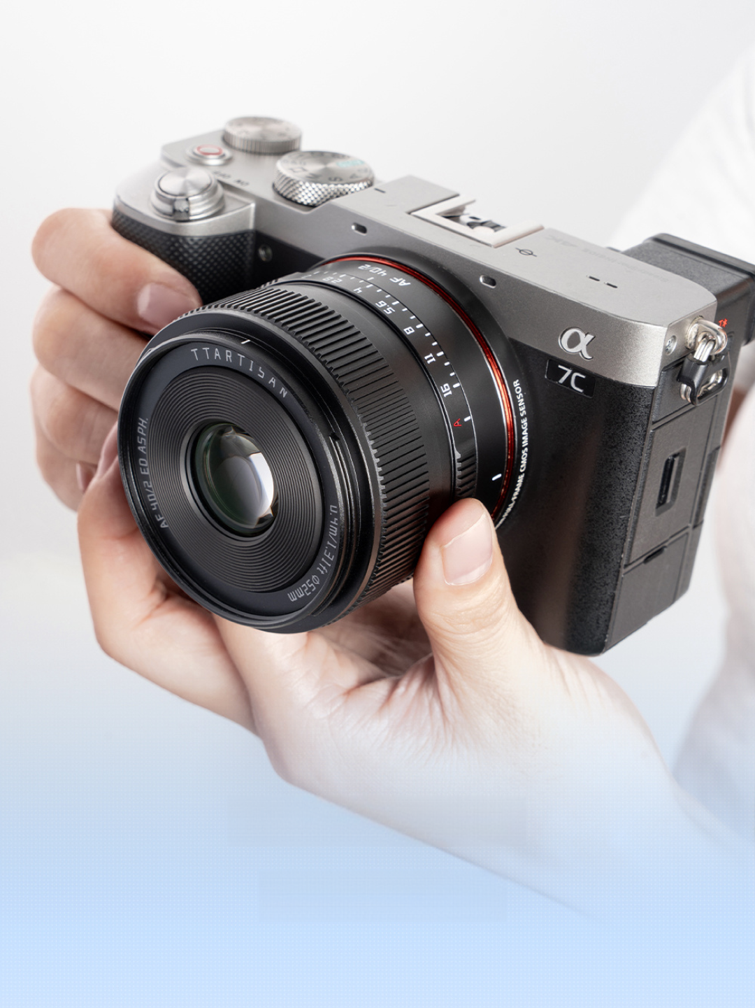 首发价845元，铭匠AF 40mm F2全画幅自动镜头正式上市