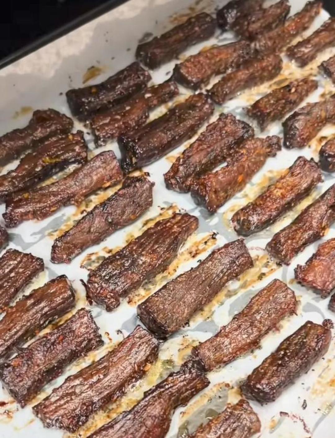 家庭厨房四小时复刻地道四川麻辣牛肉干:从选肉到香料的科学手作指南