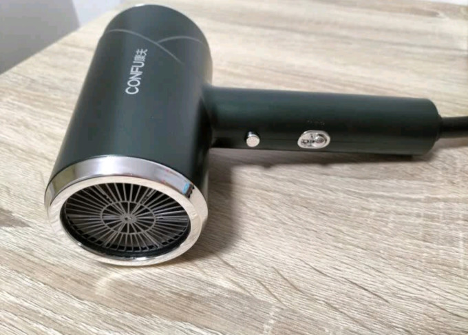 康夫电吹风