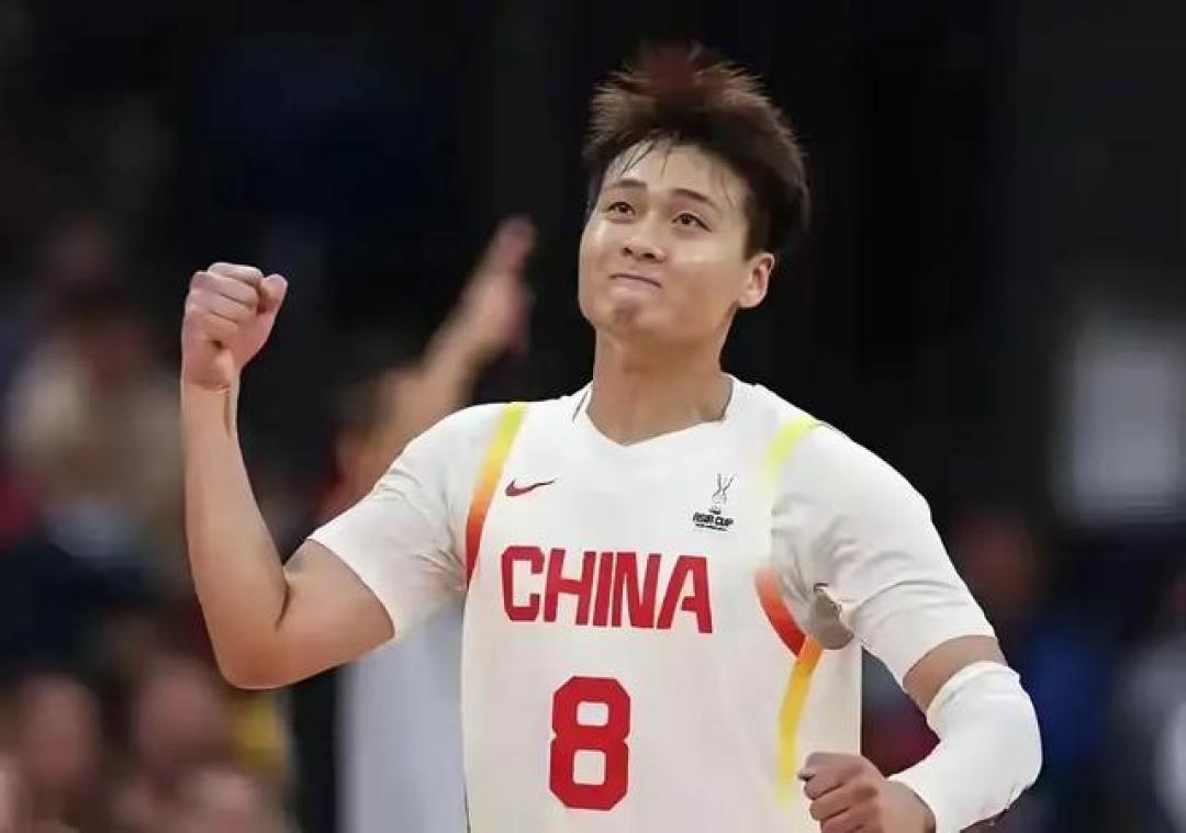 中国男篮亚洲杯冲冠：青春风暴能否破强敌终结十年冠军荒？