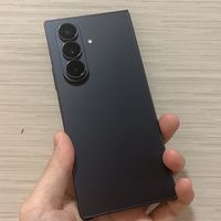 三星fold7黑色永远的主题色