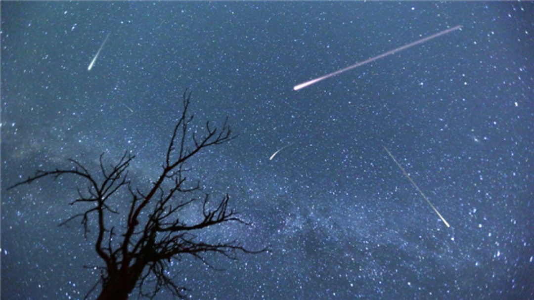 错过等一年!明晚英仙座流星雨极大要来了:肉眼可见 每小时百颗