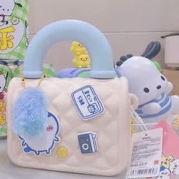 名创优品旅行收纳包